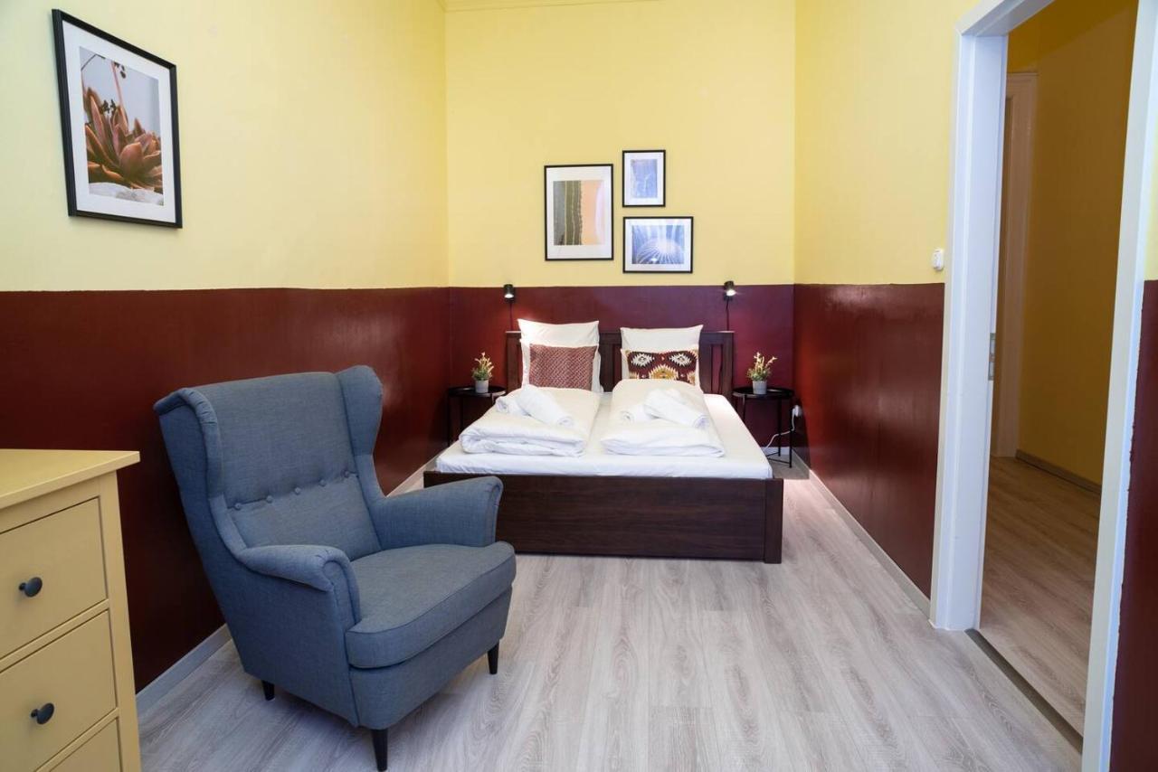 Central And Large Ac Home Away From Home Budapest Exterior foto