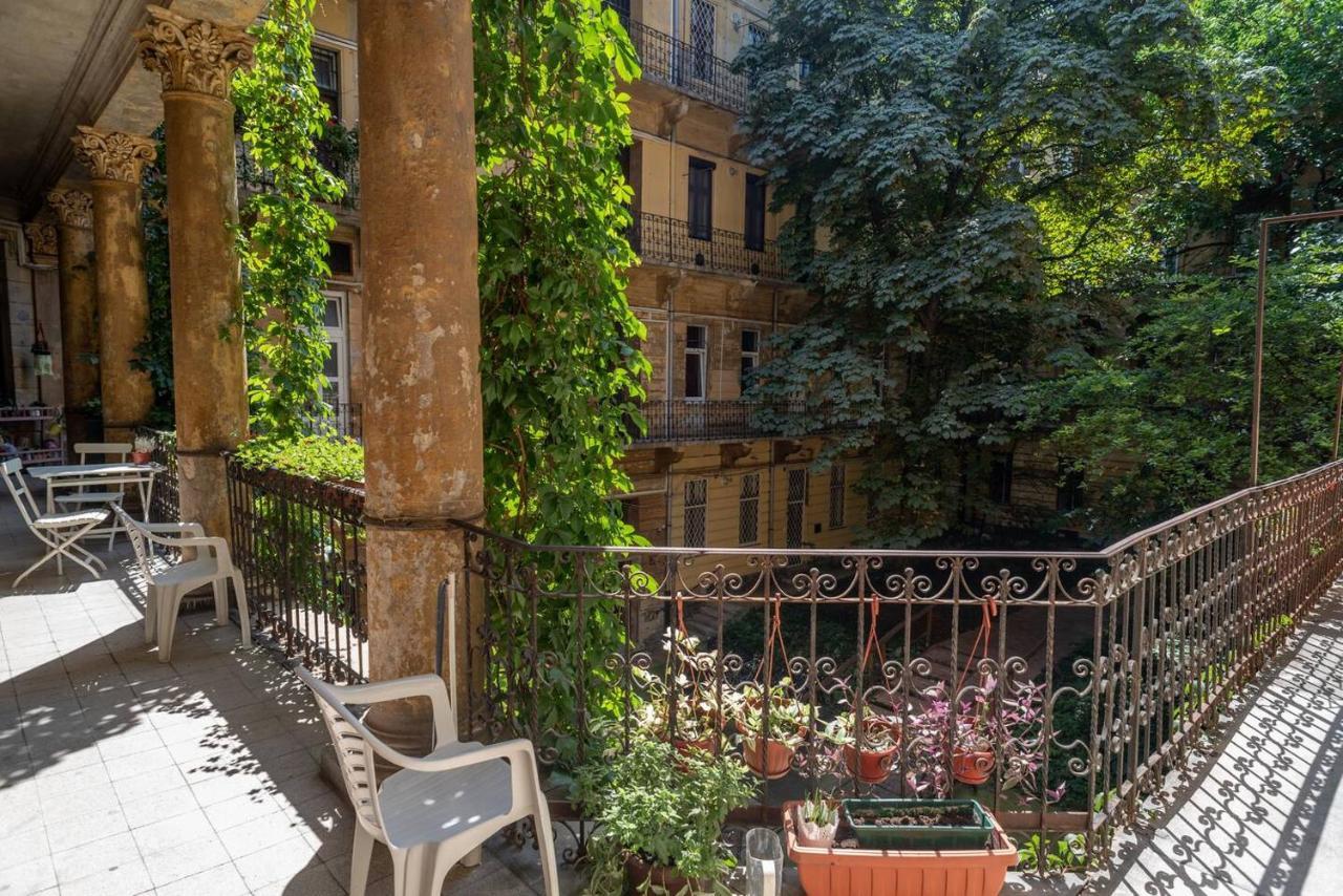 Central And Large Ac Home Away From Home Budapest Exterior foto